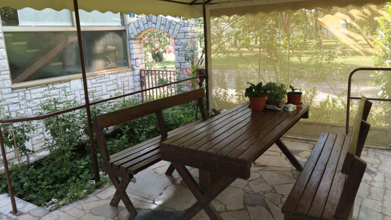 Family Rooms Moela Umag Exterior foto